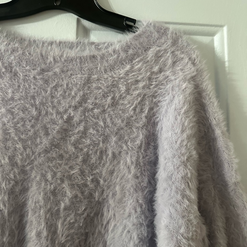 Double Zero Lavender Purple Fuzzy Sweater. Size small. - Picture 5 of 9